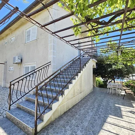 Leo Nv - For 6-7 Persons With Balcony Apartment