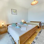 Apartman Leo Nv - For 6-7 Persons With Balcony Novi Vinodolski