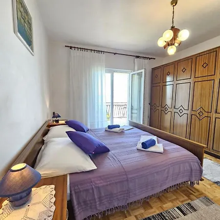 Leo Nv - For 6-7 Persons With Balcony * Novi Vinodolski