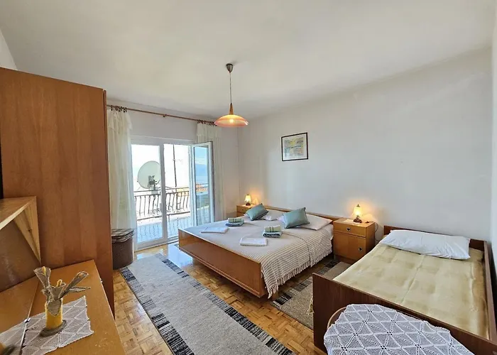 Leo Nv - For 6-7 Persons With Balcony * Novi Vinodolski