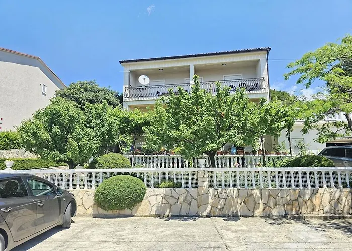 Leo Nv - For 6-7 Persons With Balcony Novi Vinodolski